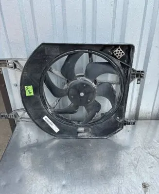 Opel Vivaro Electric radiator cooling fan 1831248000