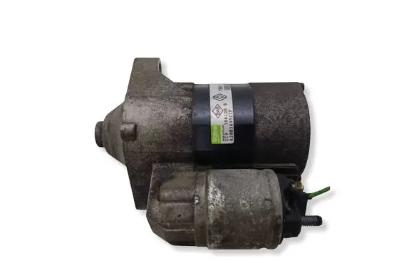 Renault Clio III Starter motor 8200369521F