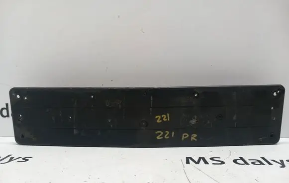 Mercedes-Benz S W221 Number Plate Surrounds Holder Frame A2218850081 2218850081