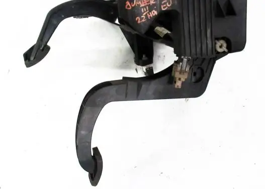 Clutch pedal