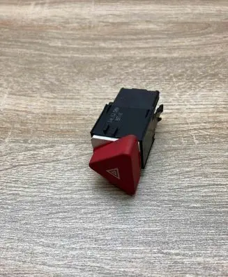 Volkswagen Tiguan Hazard light switch 5N0953509A Used