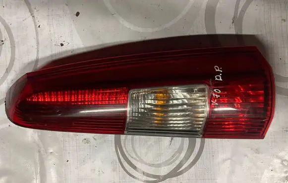 Volvo V70 Rear/tail lights