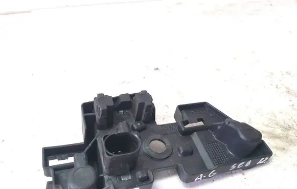 Audi A6 S6 C7 4G Tail light bulb cover holder 89107664