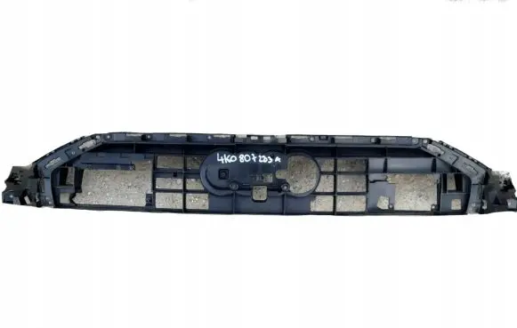 Audi A6 S6 C8 4K Front bumper upper radiator grill 4K0807283A