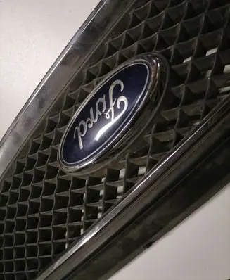 Ford Focus C-MAX Front grill