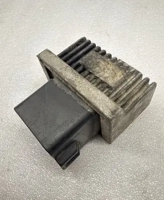 Renault Master II Glow plug pre-heat relay 9640469680