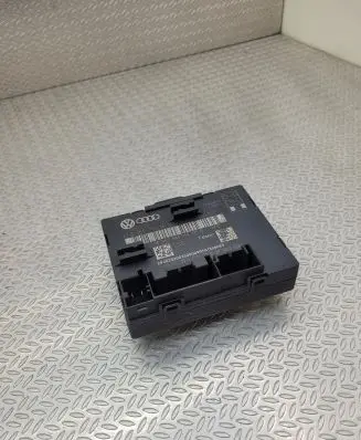 Audi A6 S6 C6 4F Door control unit/module 4F0959795M
