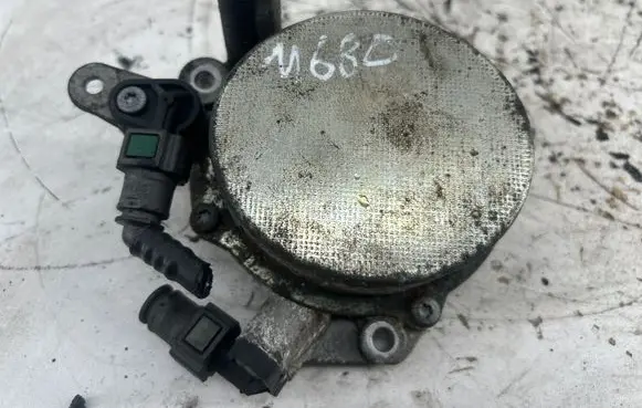 Citroen C4 I Picasso Vacuum pump 9673836180