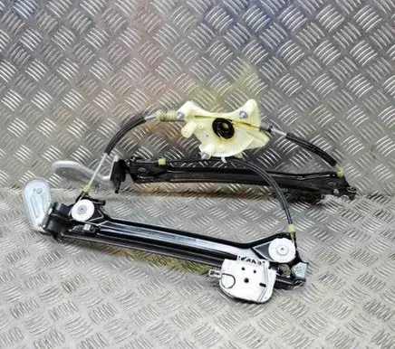 Maserati Ghibli Rear window lifting mechanism without motor 670030022 S019007102D