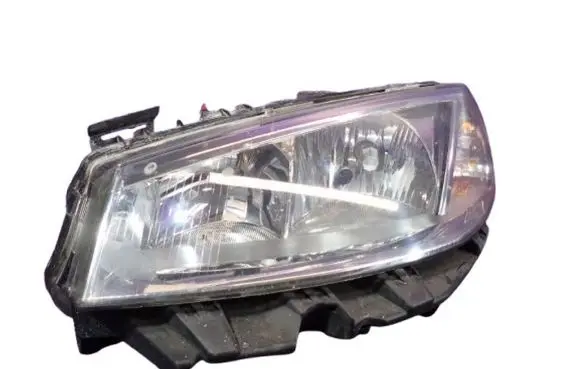 Renault Megane II Headlight/headlamp 7701064018