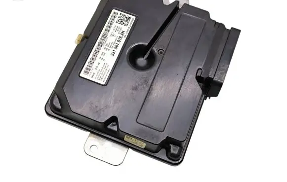 Porsche Taycan 9J1 Bluetooth control unit module 9J1907018AH P121J80M2677020