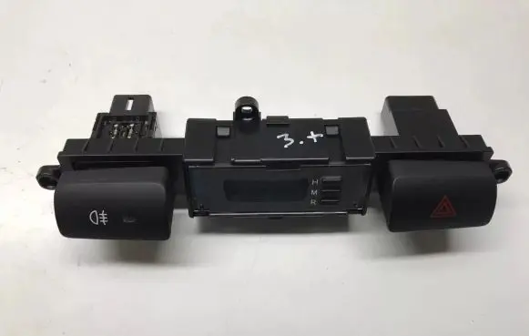 KIA Sportage Hazard light switch 945101F100 945101F000