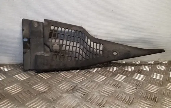 Chrysler 300 - 300C Wiper trim 04806222AB