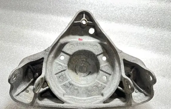 Coil spring mount