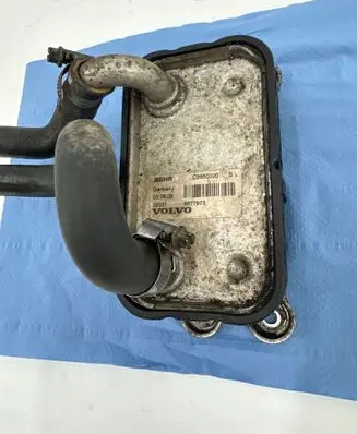 Engine oil radiator