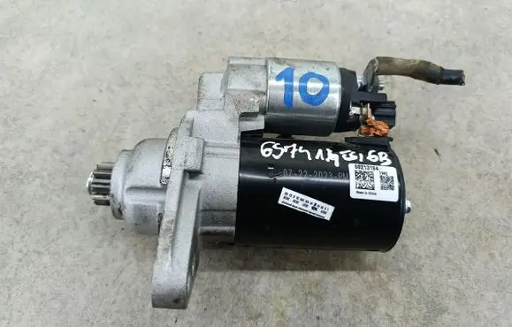 Skoda Octavia Mk2 (1Z) Starter motor 88213184