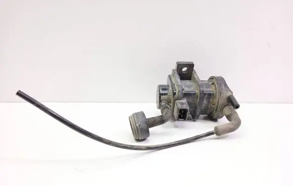 Opel Zafira A Valve vacuum 830004 18082684