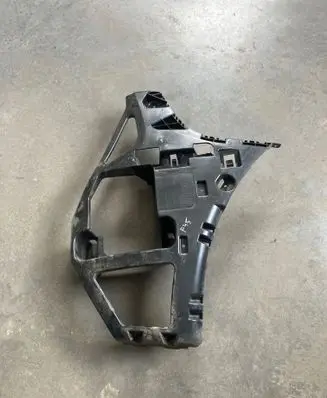 Rear bumper mounting bracket