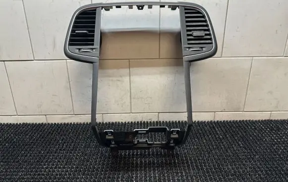 Renault Koleos II Panel trim 682601595R
