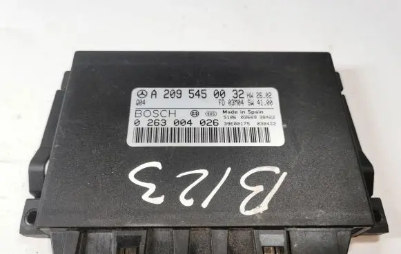Mercedes-Benz CLK A209 C209 Parking PDC control unit/module A2095450032 39E00175 0263004026
