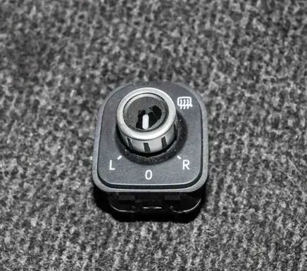 Volkswagen Golf VI Wing mirror switch 5K1959565