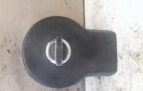 Nissan Pathfinder R51 Steering wheel airbag 05912306