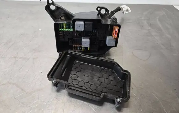 Mercedes-Benz E W213 Fuse box set A2055402328