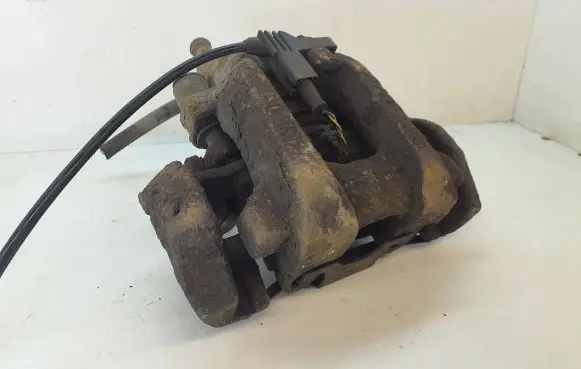 Mercedes-Benz ML W164 Front brake caliper