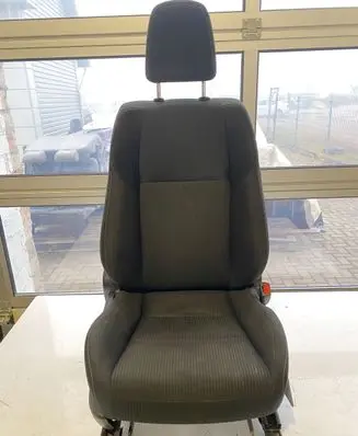 Toyota RAV 4 (XA40) Front passenger seat 