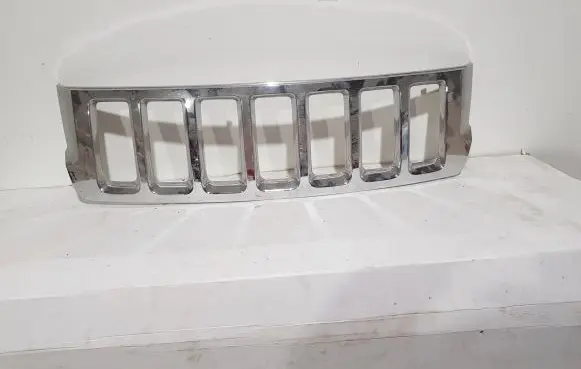 Jeep Grand Cherokee (WJ) Front grill 5GL79TRMAA