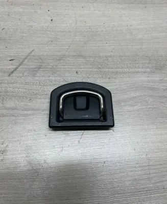Volkswagen PASSAT B8 Tie down hook / loop 5M0863503