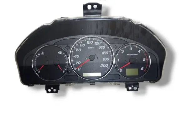 Mazda MPV II LW Speedometer (instrument cluster) LE5955430 1575204340