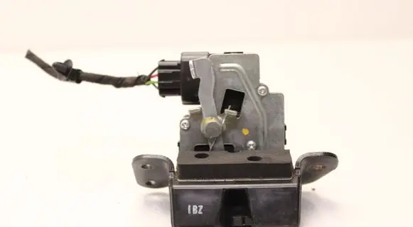KIA Pro Cee'd I Tailgate/trunk/boot lock/catch/latch 