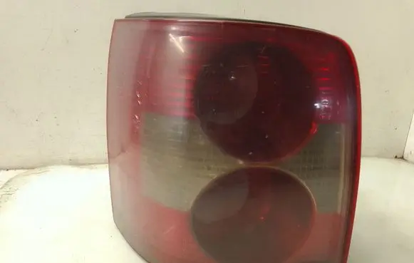 Volkswagen PASSAT B5.5 Rear/tail lights 3B9945095