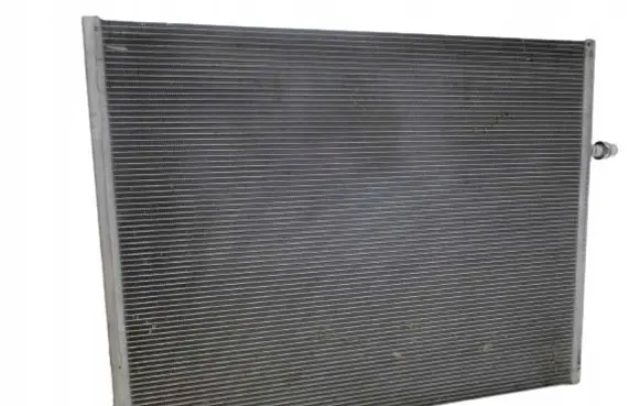 Mercedes-Benz S C217 Coolant radiator A0995003500