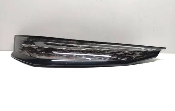 Citroen DS7 Crossback Tailgate rear/tail lights 9841320380