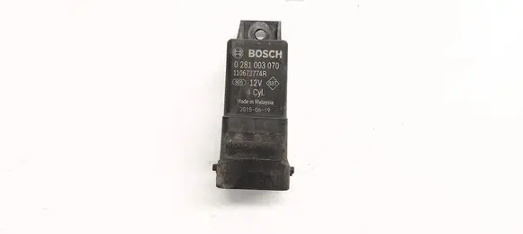 Nissan X-Trail T32 Glow plug pre-heat relay 110673774R
