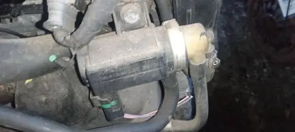 Citroen C5 Turbo solenoid valve 9661960380 701633007.01633.00