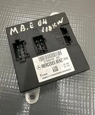 Mercedes-Benz CLS C219 Comfort/convenience module 2115452132