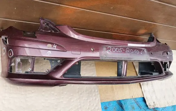 Mercedes-Benz R W251 Front bumper A2518850065