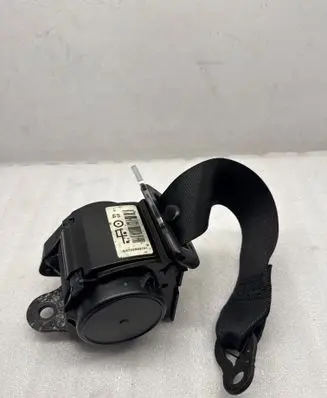 BMW 4 F36 Gran coupe Rear seatbelt S3725939101