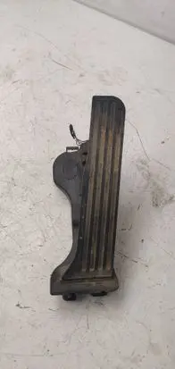 Volkswagen PASSAT B6 Accelerator throttle pedal 1K1723503L 6PV00860001
