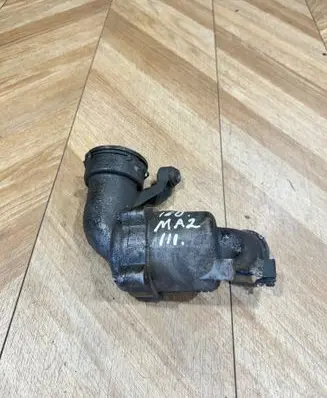 Mercedes-Benz E W211 Turbo air intake inlet pipe/hose A6481400187