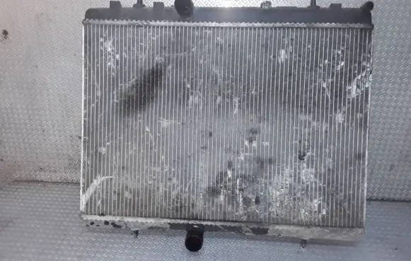 Citroen C4 I Picasso Coolant radiator 9680533480