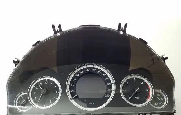 Mercedes-Benz E W212 Speedometer (instrument cluster) A2125408747 A2125400548