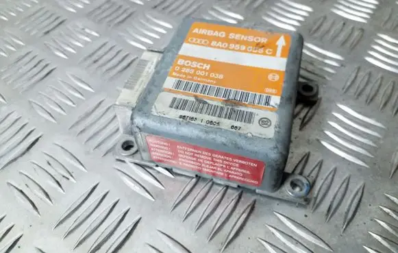 Audi A6 S6 C4 4A Airbag control unit/module 8A0959655C 0285001038