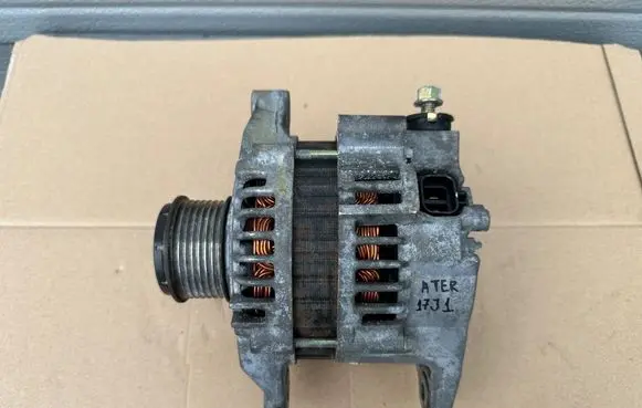 Nissan Terrano Generator/alternator 23100VC100