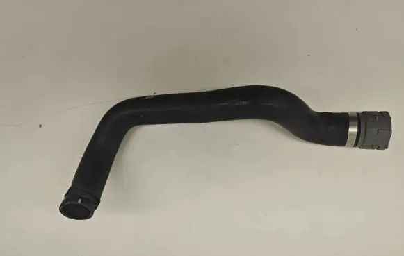 Mercedes-Benz C W205 Engine coolant pipe/hose A6262030282 110601569R