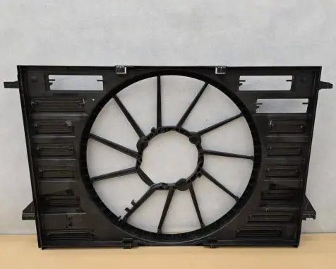 Audi Q5 SQ5 Radiator cooling fan shroud F00HXVG083