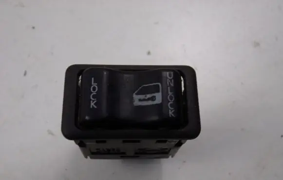 Nissan Primera Central locking switch button 